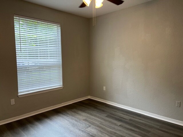 Building Photo - 837 Grand Regency Pointe