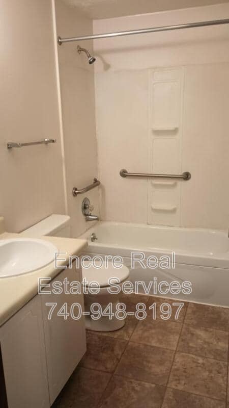 Building Photo - 885 N 21st St