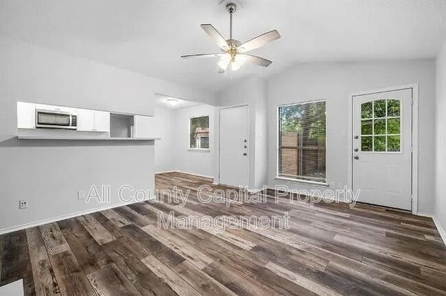 Building Photo - 13305 Waverly Ct