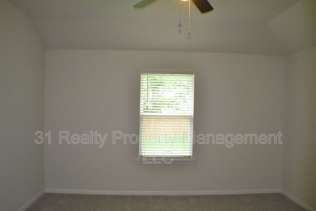 Building Photo - 3424 Brookstone Dr