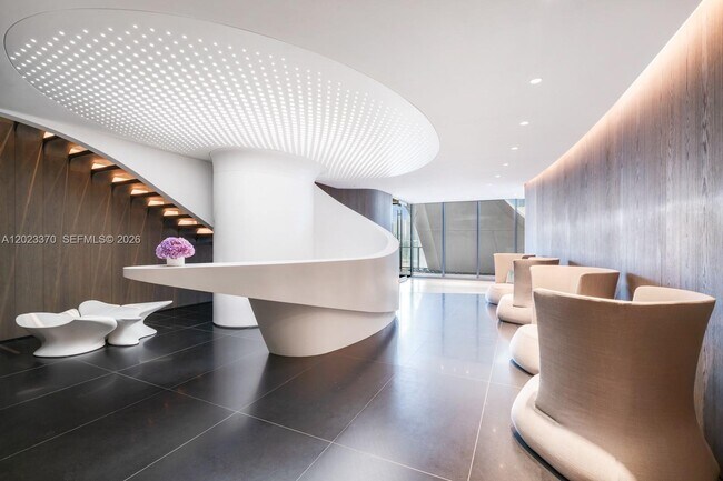 Building Photo - 1000 Biscayne Blvd