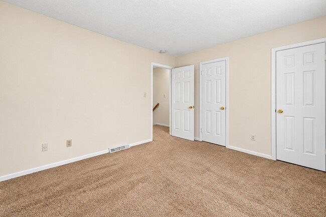 Building Photo - 4000 S Bend Dr