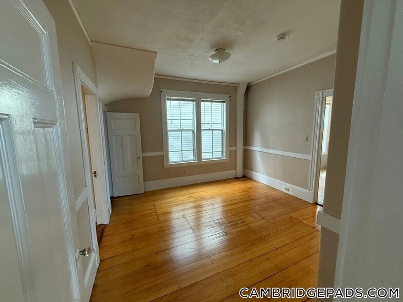 Building Photo - 55 Rindge Ave