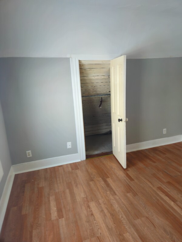 Building Photo - 3209 Saratoga Ave