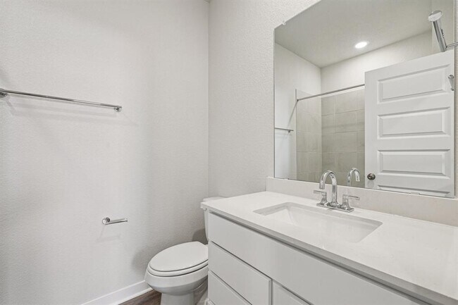 Building Photo - 1216 Lavender Wy