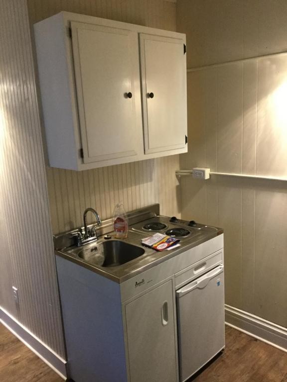 Building Photo - 1524 Jefferson St