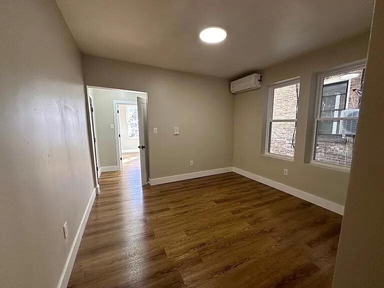 Building Photo - 18 Reed St