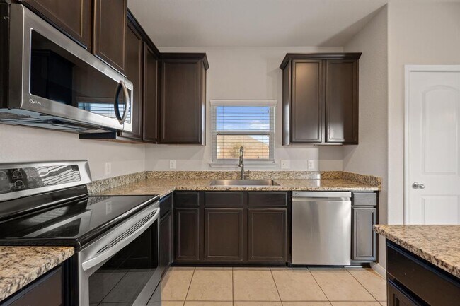 Building Photo - 19717 Per Lange Pass