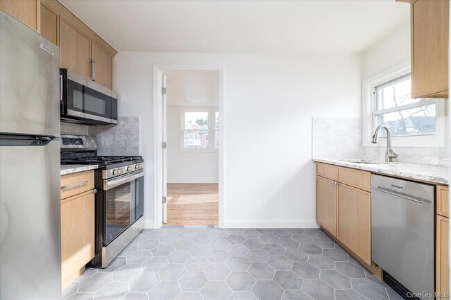 Building Photo - 9 Hanover Pl