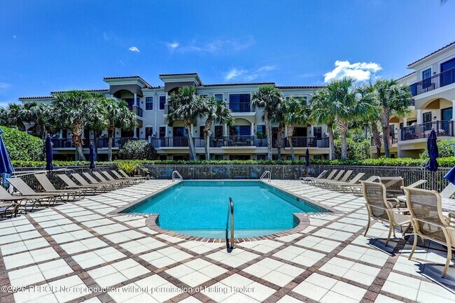 Building Photo - 803 del Sol Cir