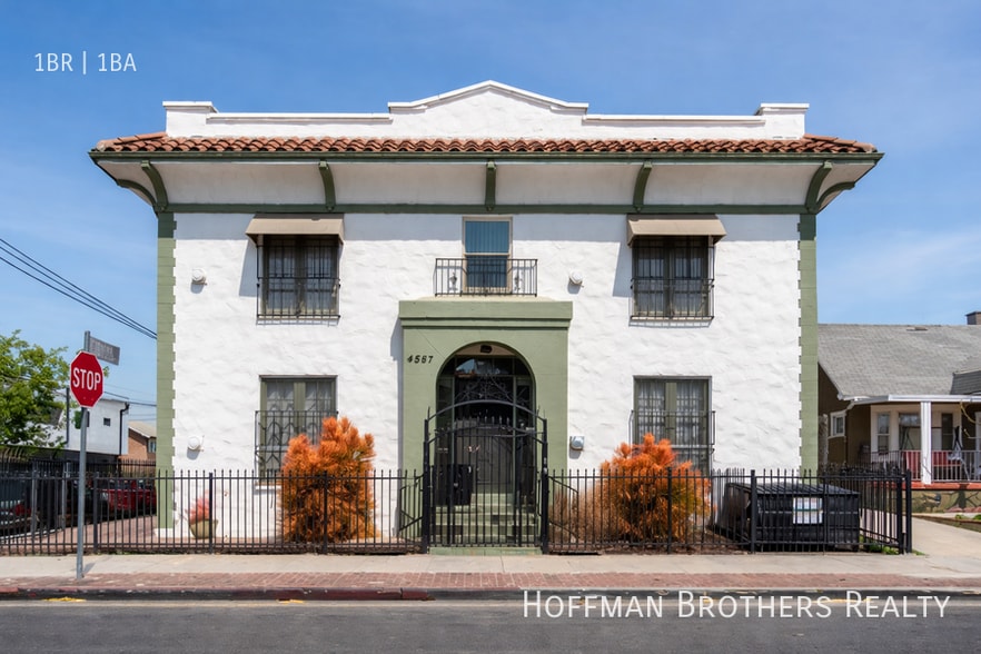 Building Photo - 4567 Pickford St