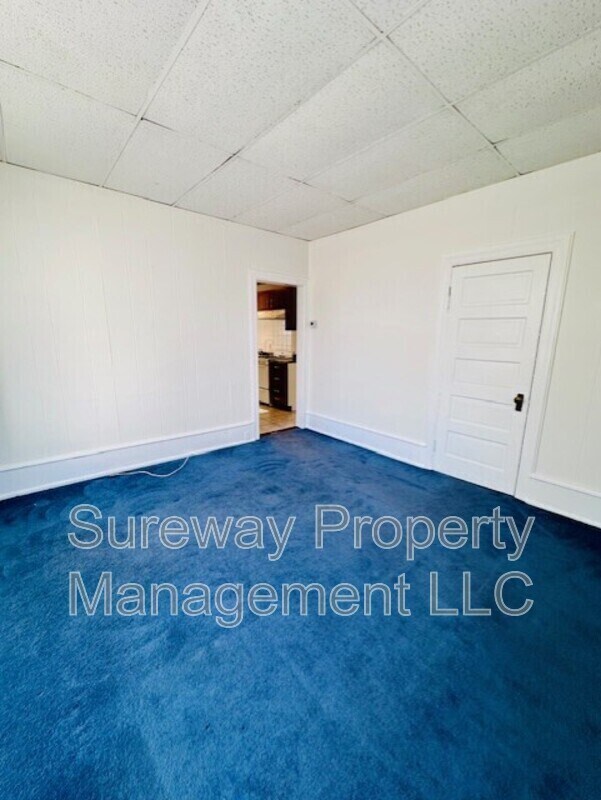 Building Photo - 270 W 2nd St