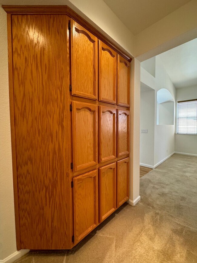 Building Photo - CLEAN AND COZY ONE STORY 3 BED, 2 BATH IN ...
