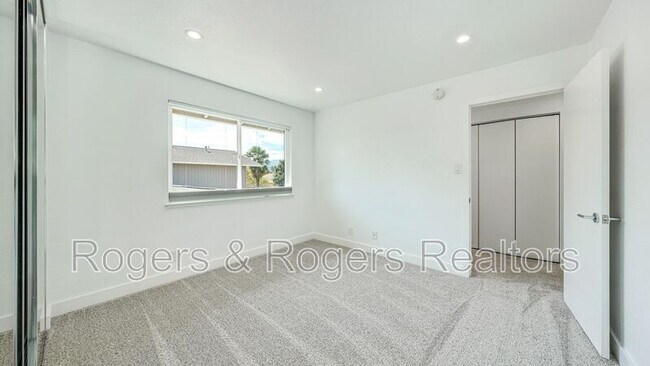 Building Photo - 20272 Pacifica Dr