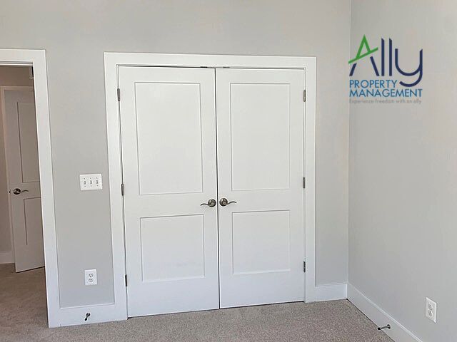 Building Photo - 822 Wesley Ln