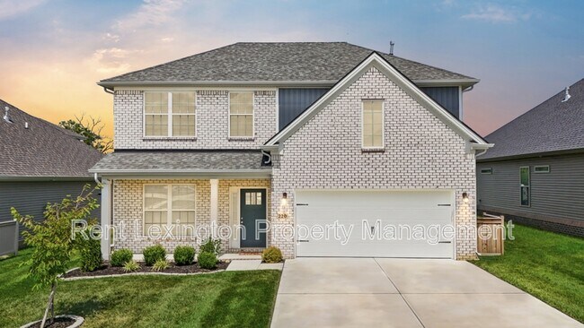 Building Photo - 220 Little Leaf Dr