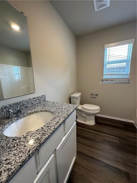 Building Photo - 6801 SW Chestnut Hill Rd