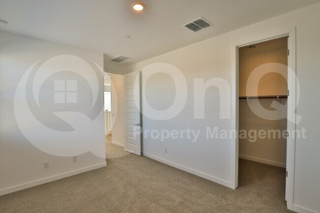 Building Photo - 31974 N 125th Ave