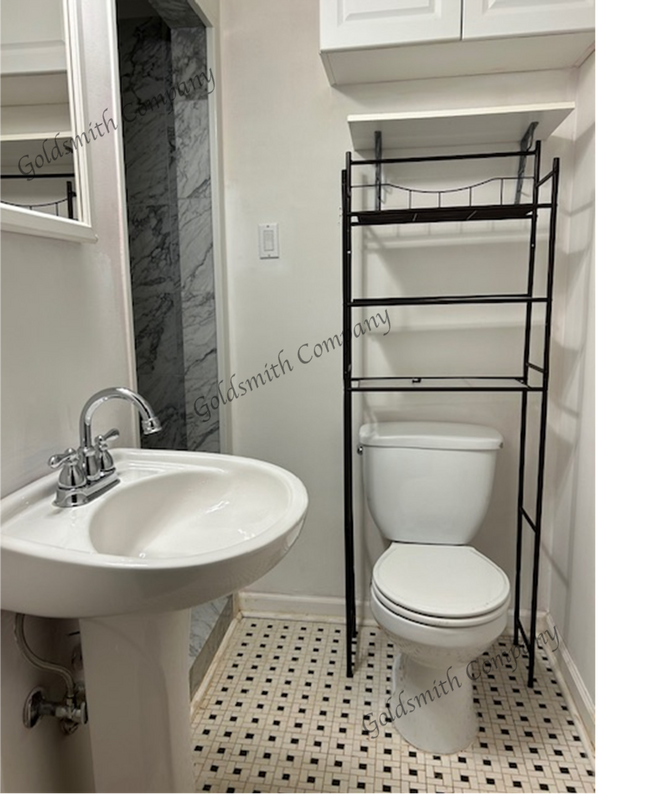 Building Photo - 9 Sedgefield Dr