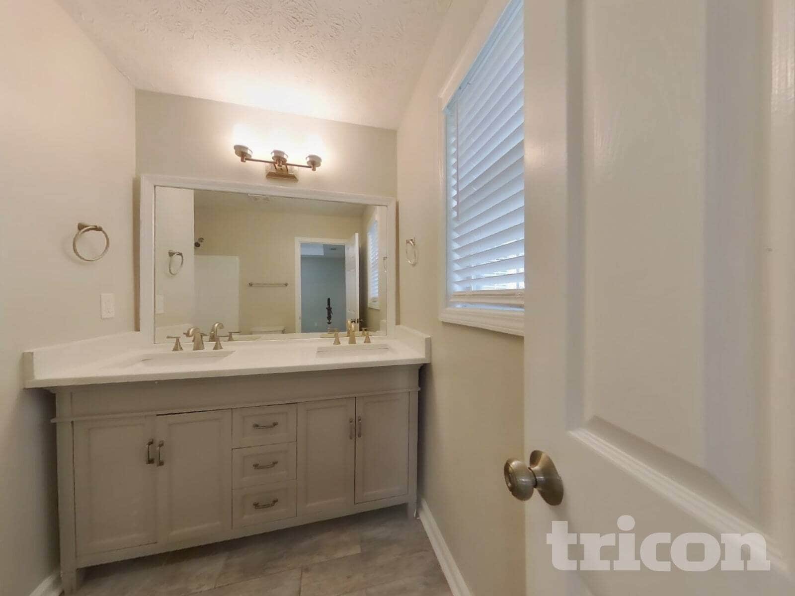 Building Photo - 1761 Silver Leaf Ct SW