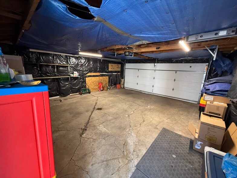 Building Photo - 2532 W Haddon Ave