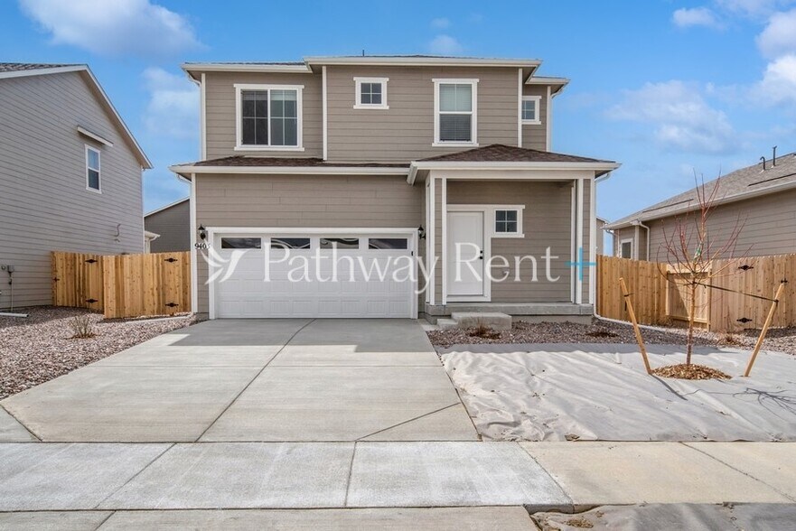 Building Photo - 9491 Yampa St