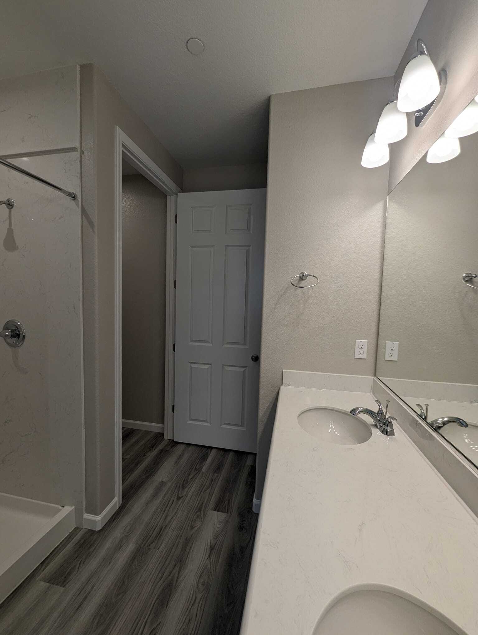 Master Bath - 578 Pleasant Dr