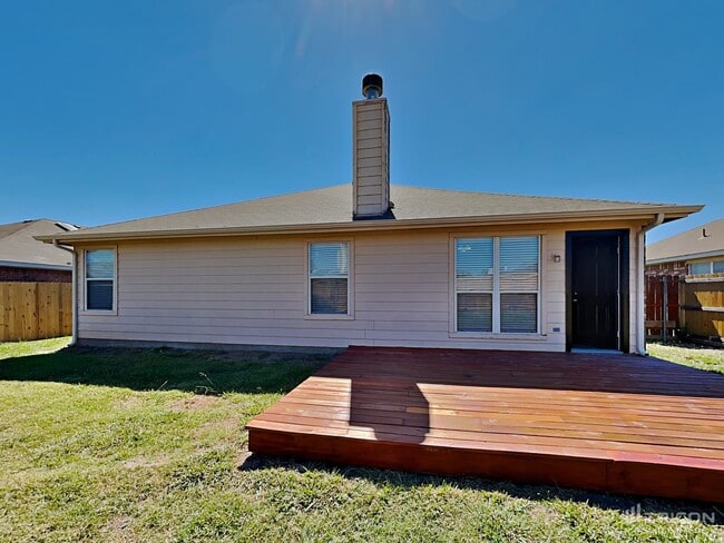 Building Photo - 720 Rowdy Dr