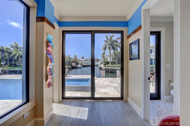 Building Photo - 750 Marine Dr