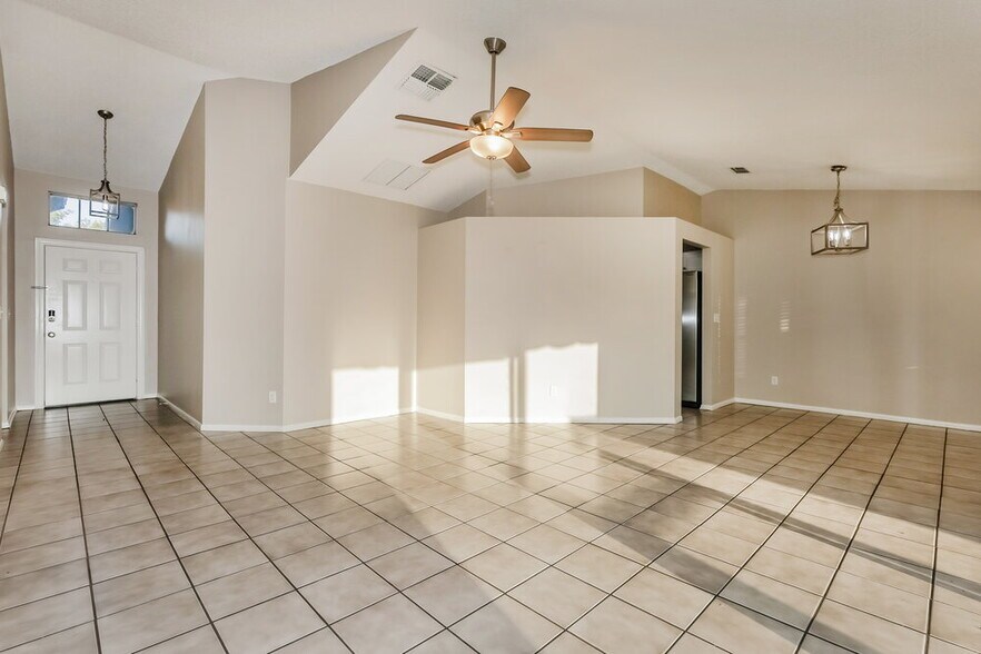 Building Photo - 227 Belfort Pl