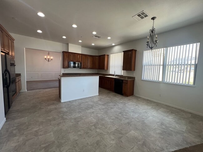 Building Photo - OVER 4000 SQ. FT. EXECUTIVE HOME IN GATED COMMUNITY