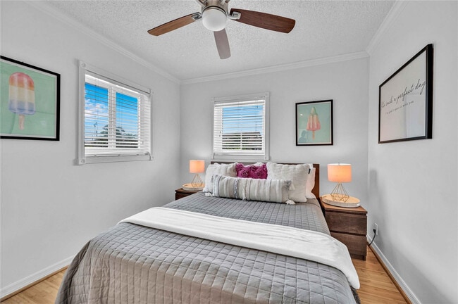 Building Photo - 2740 NE 15th St