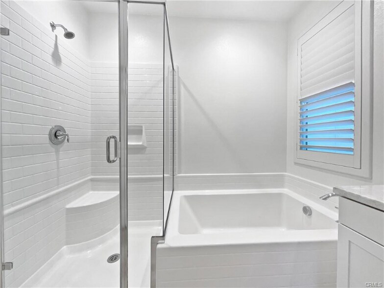 Building Photo - 38352 Windingwalk Dr