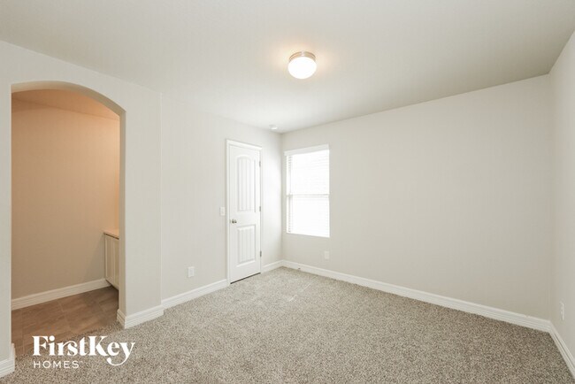 Building Photo - 1154 Ranch Falls