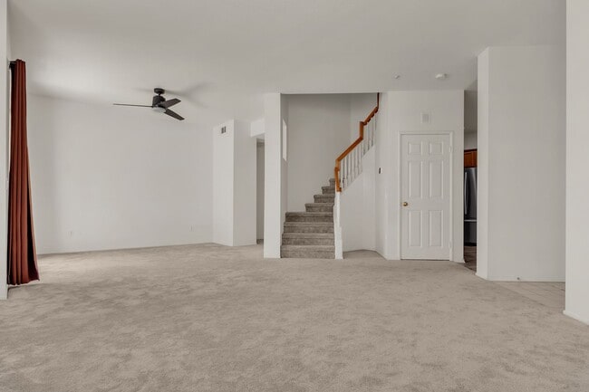 Building Photo - 2773 N Blackburn Dr