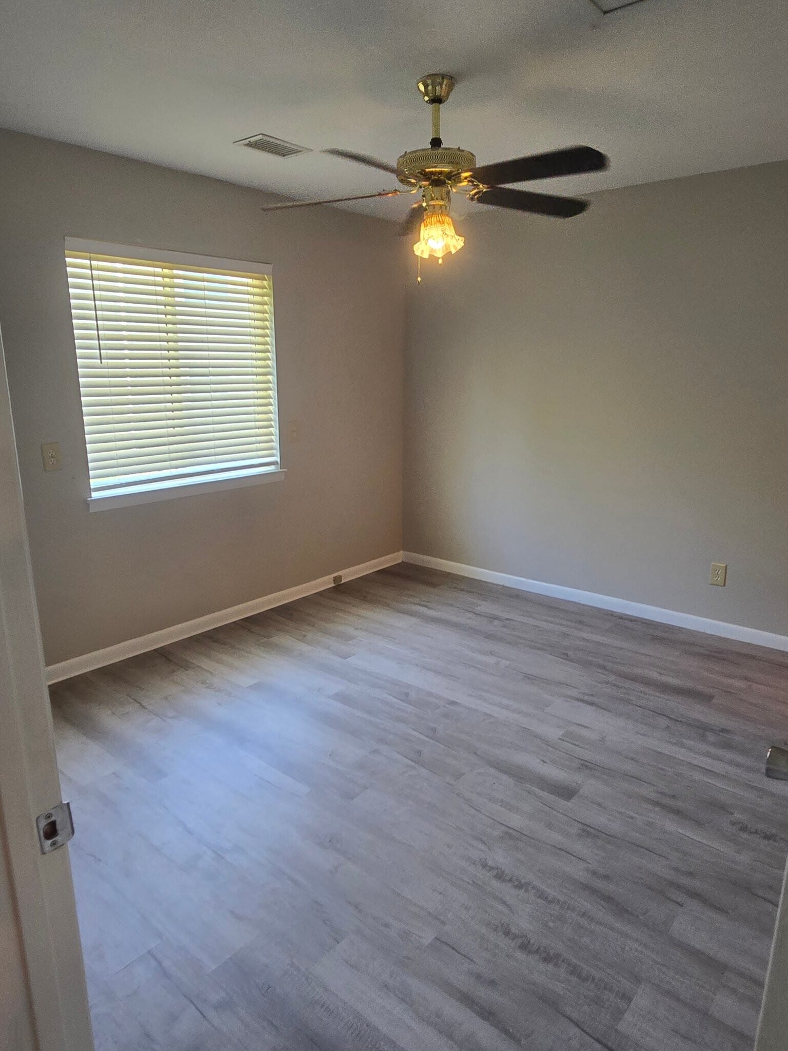 Building Photo - 1652 Eagles Pl