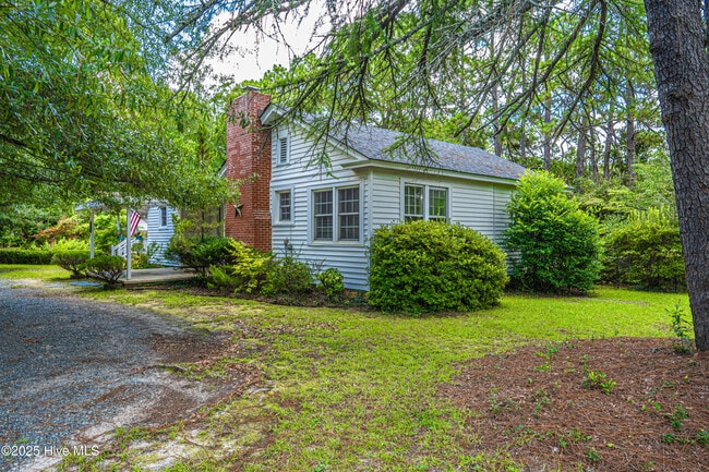 Building Photo - 503 Carolina St
