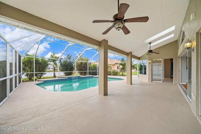 Building Photo - 908 Fostoria Dr