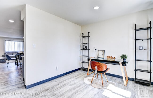 Building Photo - 9 Moka Pl