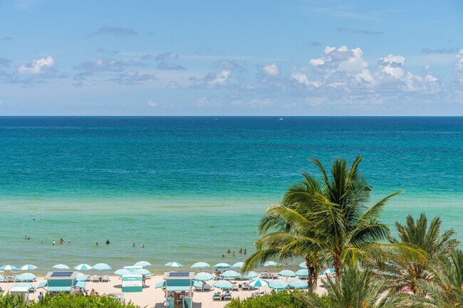 Building Photo - 6801 Collins Ave