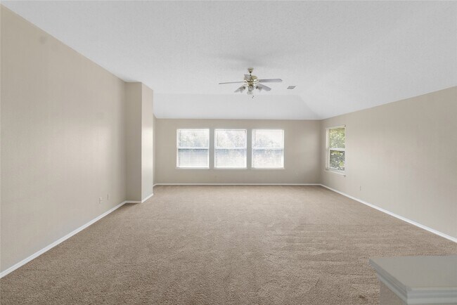 Building Photo - 2 Watergrove Ct