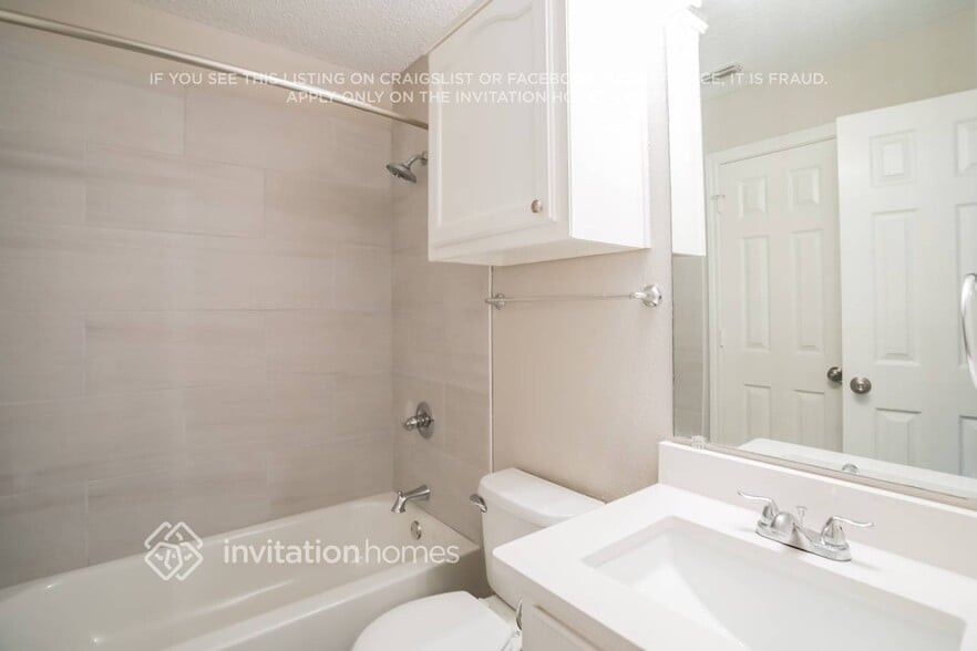 Building Photo - 934 Plantation Dr