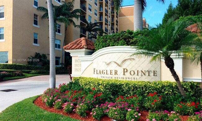 Building Photo - 1801 N Flagler Dr