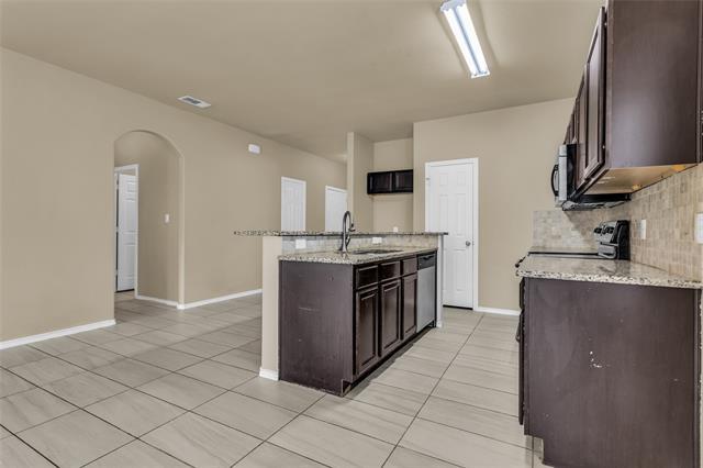 Building Photo - 2029 Shady Glen Trail