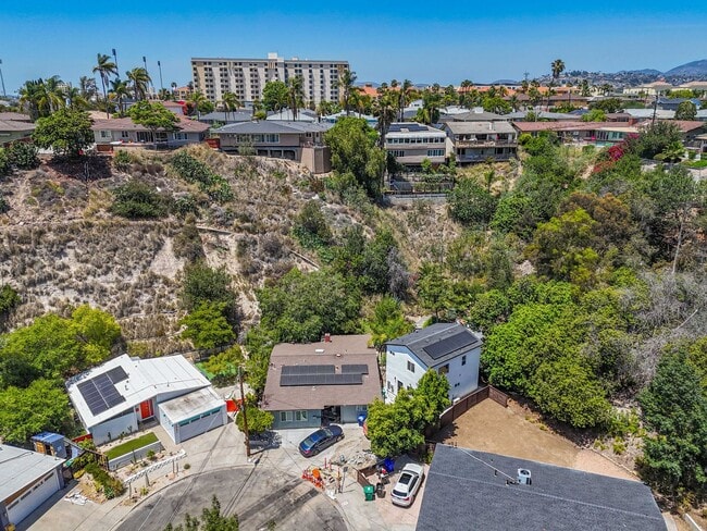 Building Photo - 4953 Baja Ct