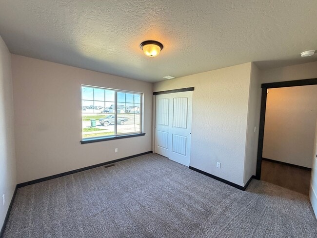 Building Photo - Rathdrum Rancher