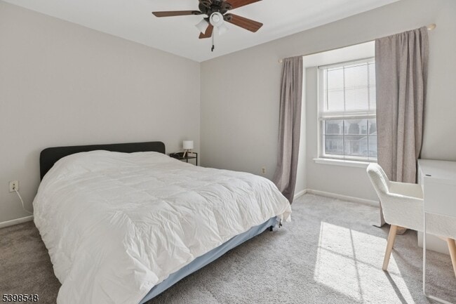 Building Photo - 360 Cotswold Pl