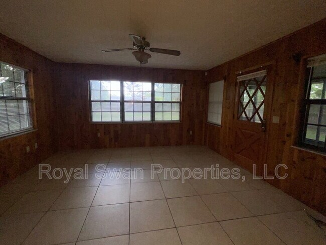 Building Photo - 3812 Dovehollow Dr