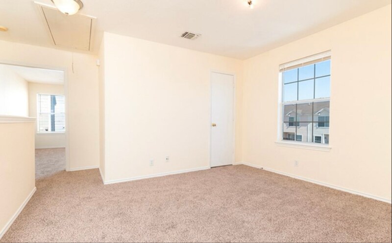 Building Photo - 3 Bratton Dr