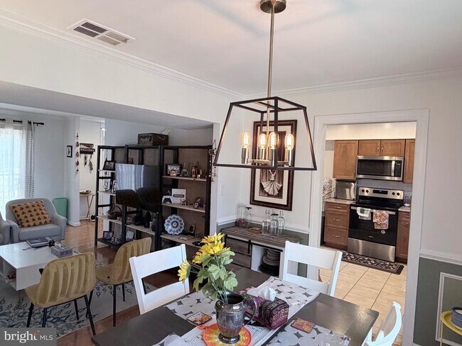 Building Photo - 2254 Covent Gardens Ct